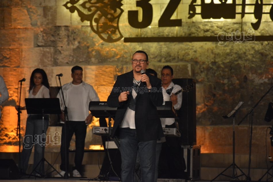 هشام عباس (32)