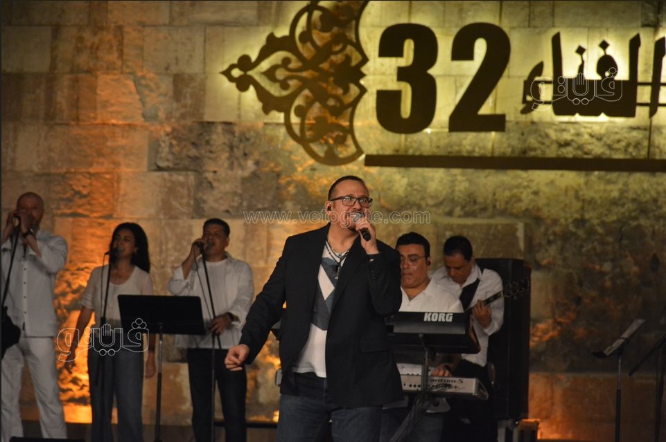 هشام عباس (33)