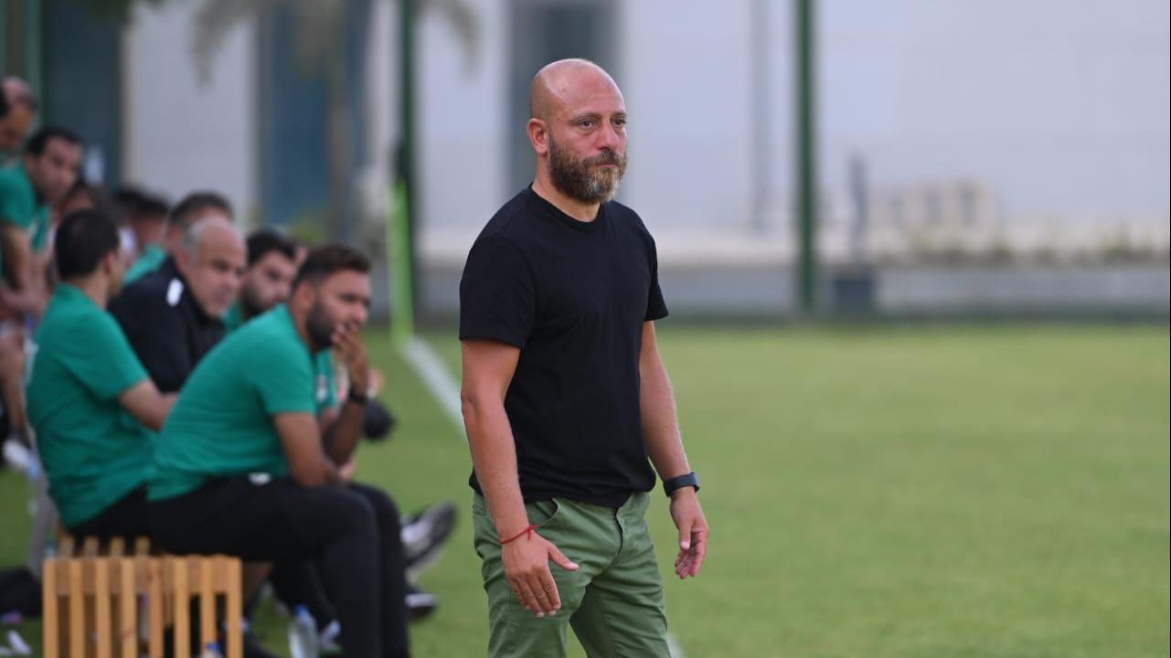 وائل رياض المدير الفني لمنتخب المحليين، فيتو