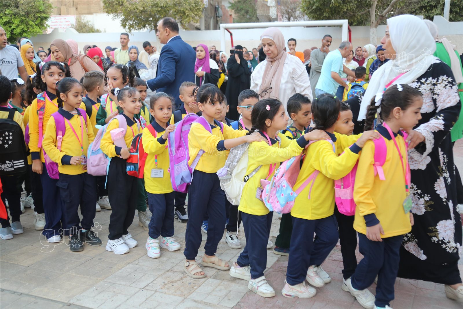 مدارس الابتدائي تستقبل التلاميذ (23)