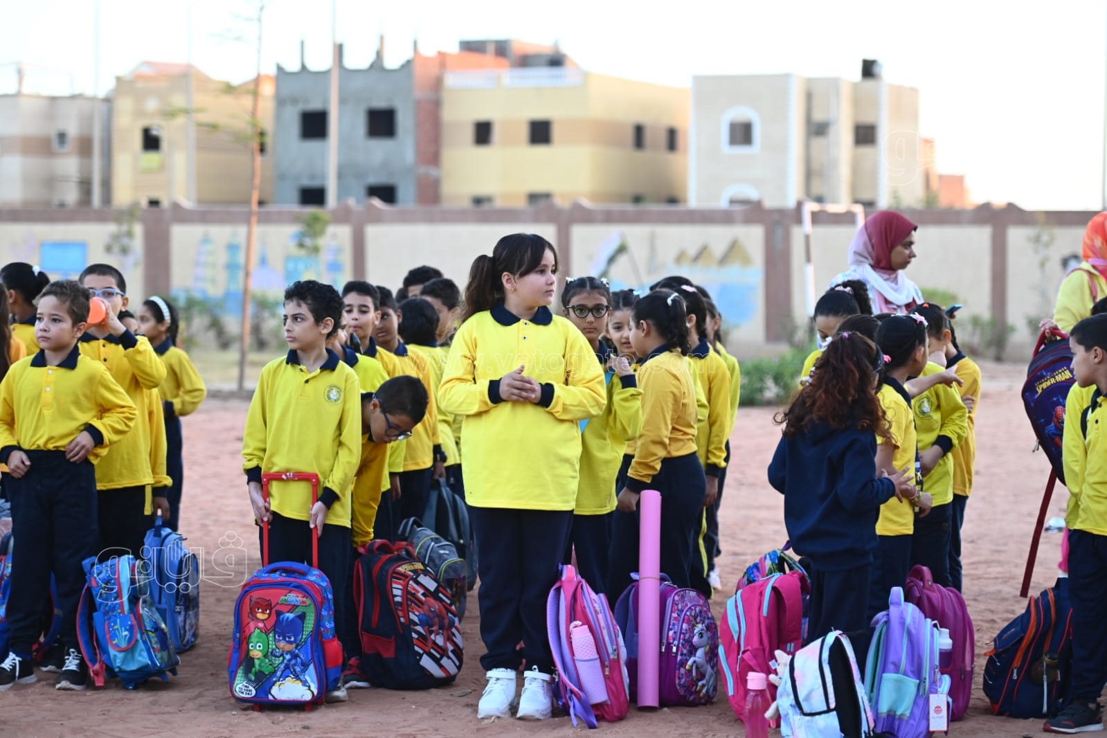 توافد الطلاب على المدراس (6)