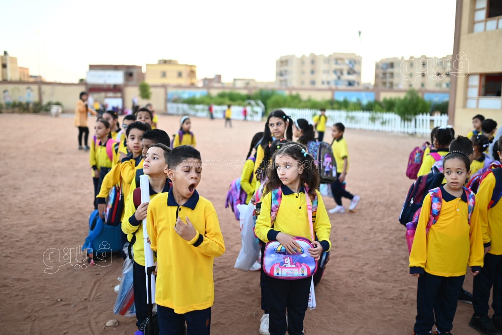 توافد الطلاب على المدراس (27)