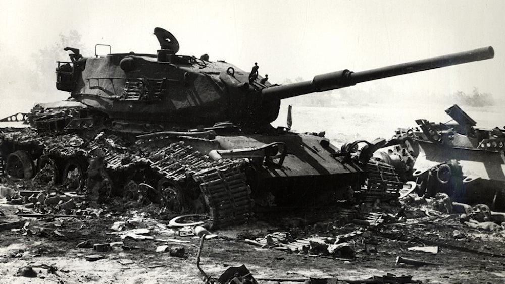 احتفالات نصر أكتوبر، فيتو