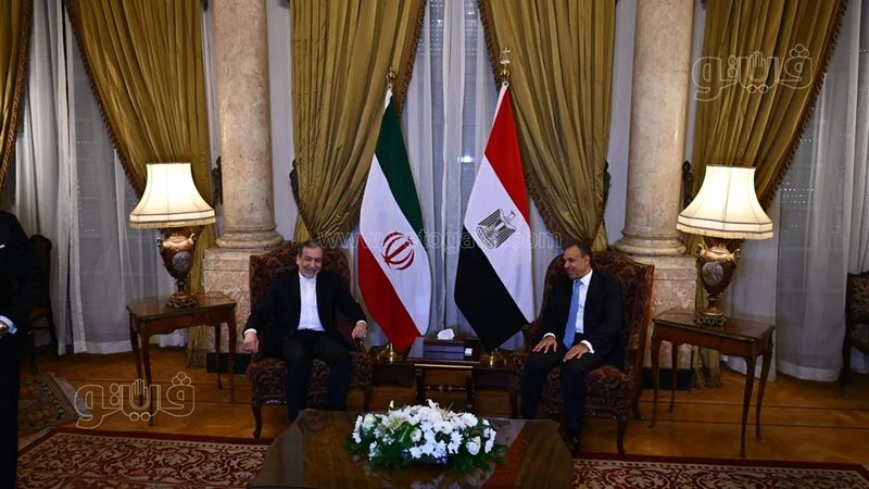 وزير الخارجية مع نظيرة الايرانى