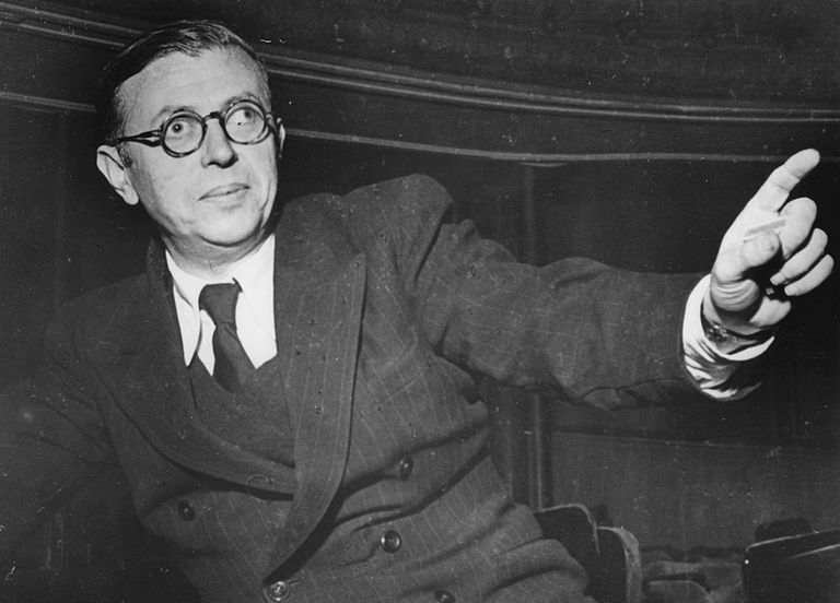 الفيلسوف الفرنسى جان بول سارتر