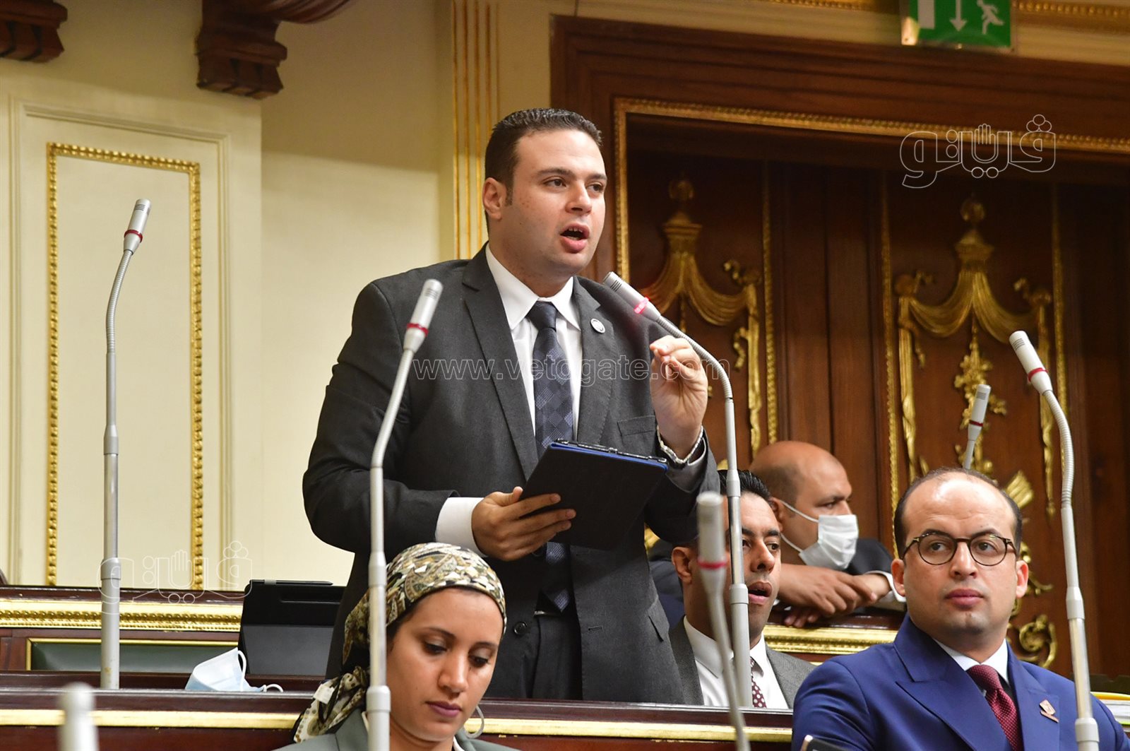 الجلسة العامة للبرلمان (27)