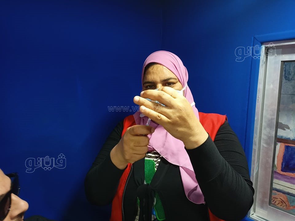 استمرار حملة التطعيم ضد كورونا بالمترو (3)