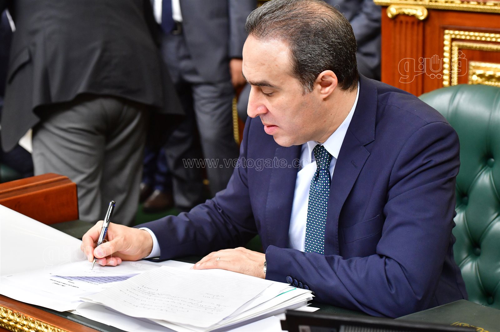 الجلسة العامة للبرلمان (20)