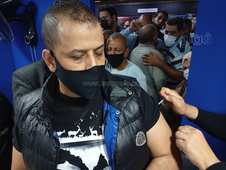 استمرار حملة التطعيم ضد كورونا بالمترو (9)