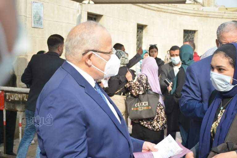 تطبيق جامعة القاهرة قرار منع الطلاب غير المطعمين بلقاح كورونا (7)