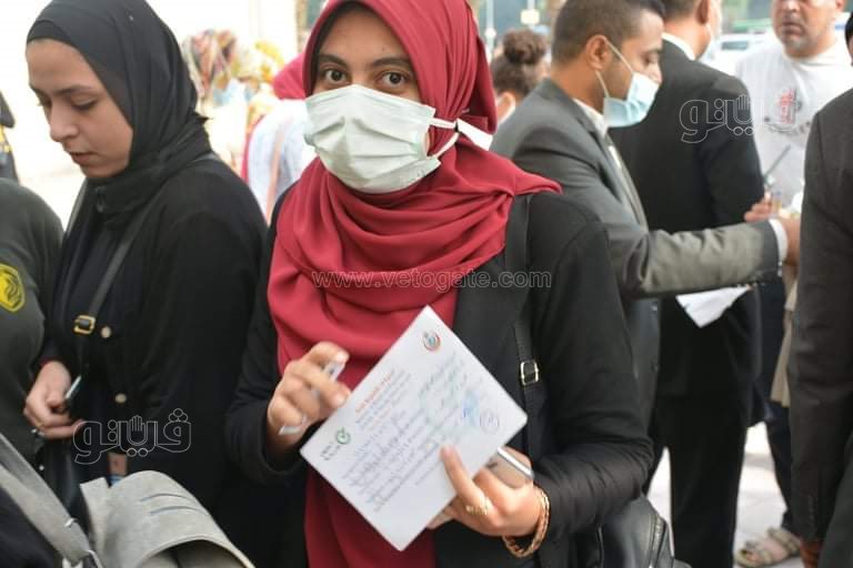 تطبيق جامعة القاهرة قرار منع الطلاب غير المطعمين بلقاح كورونا (9)