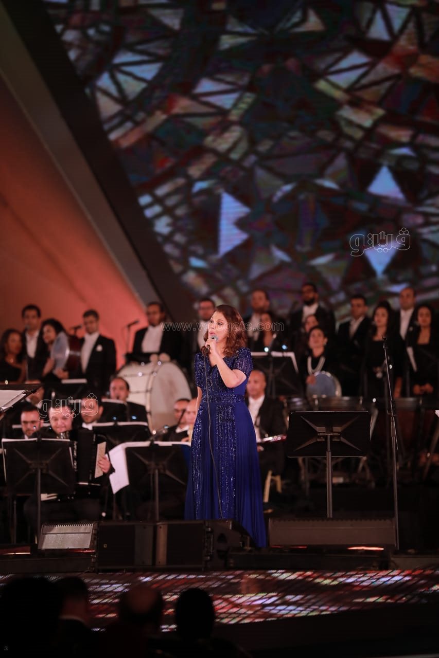 وزيرة الثقافة تسلم جوائز مهرجان الموسيقى العربية 30 (14)
