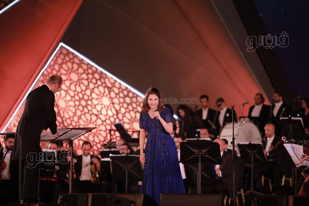 وزيرة الثقافة تسلم جوائز مهرجان الموسيقى العربية 30 (27)