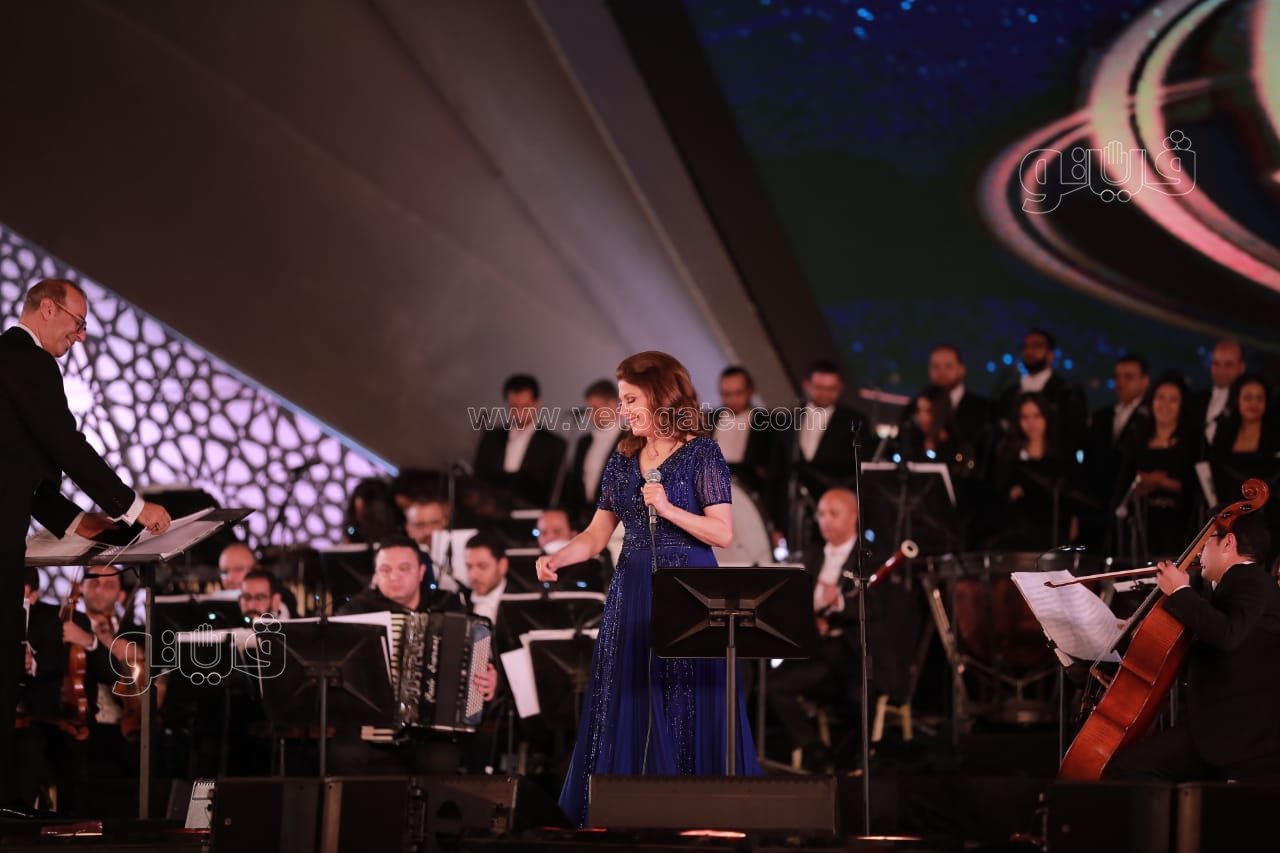 وزيرة الثقافة تسلم جوائز مهرجان الموسيقى العربية 30 (30)