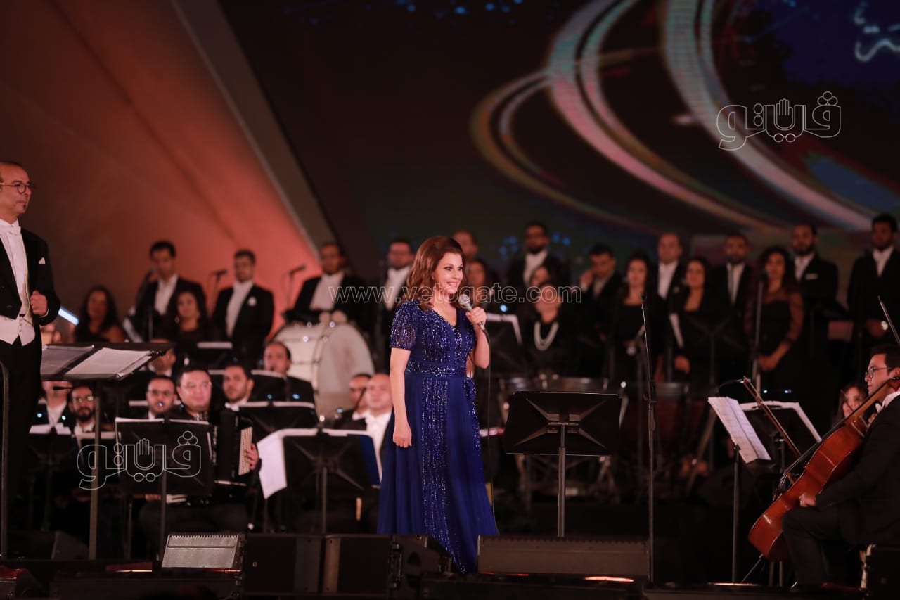 وزيرة الثقافة تسلم جوائز مهرجان الموسيقى العربية 30 (33)