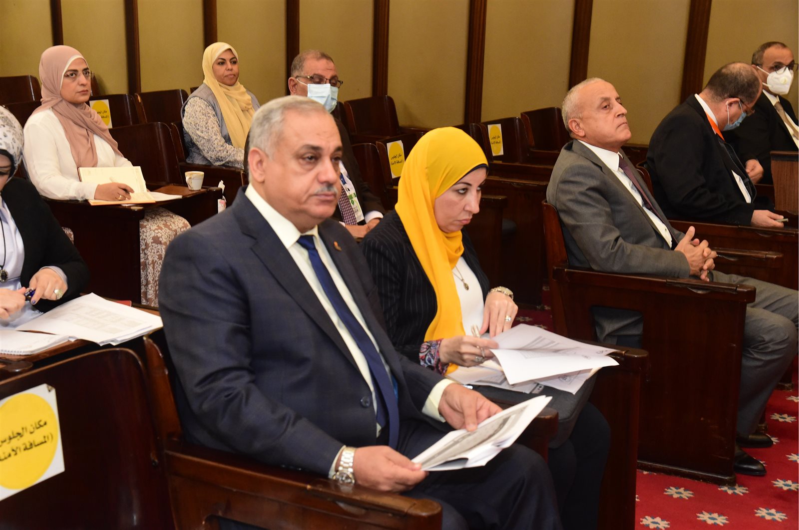 خطة النواب تسأل الحكومة عن تأخر تنفيذ مشروعات قرض تنمية الصعيد (2)