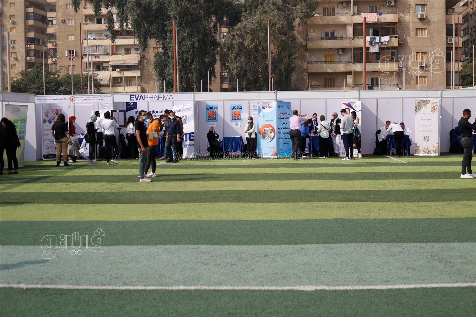 رئيس الجامعة الصينية يكشف عن أهمية الملتقى التوظيفي الأول وفعالياته (23)