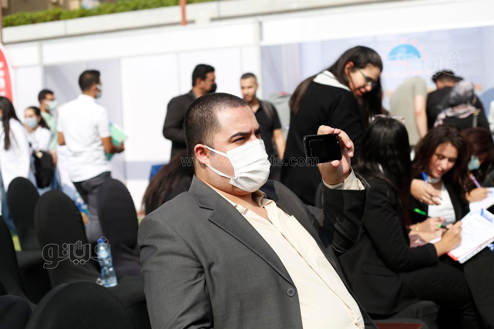 رئيس الجامعة الصينية يكشف عن أهمية الملتقى التوظيفي الأول وفعالياته (14)