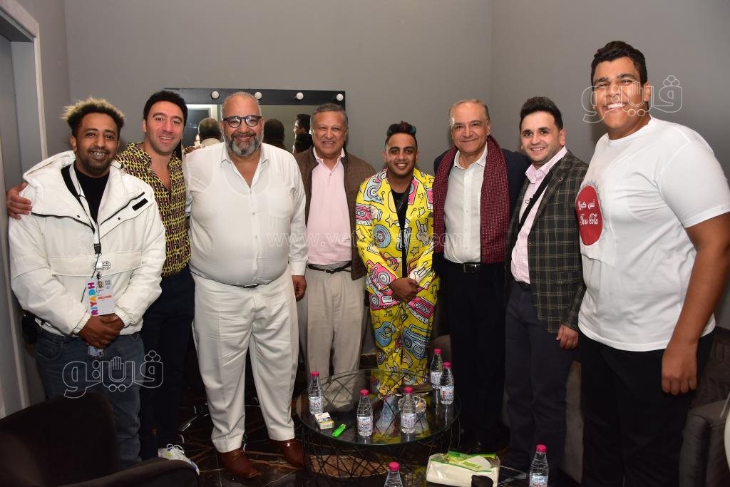 سفيرا مصر والمغرب يحضران عرض عائله تس لنجوم مسرح مصر بموسم الرياض (4)