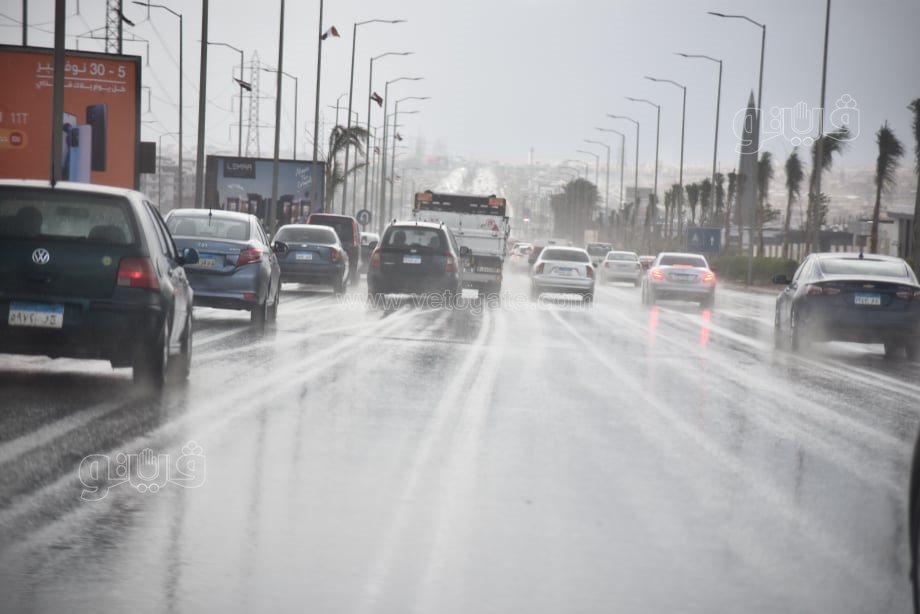 أمطار شديدة في أكتوبر وعين شمس (3)