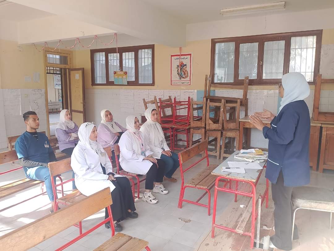 جانب من جولة وكيل وزارة الصحة،فيتو