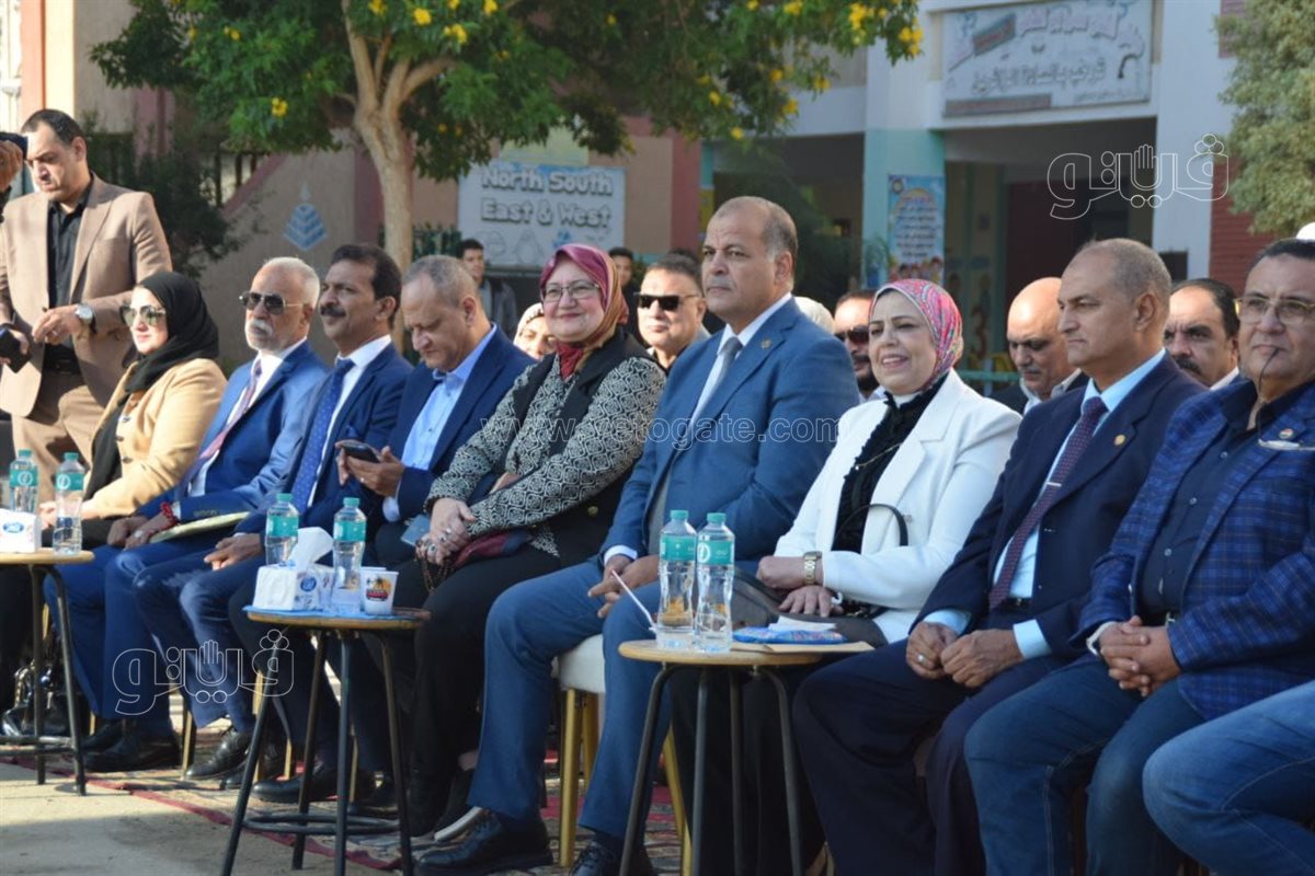 تعليم بورسعيد يناقش الاستعدادات لاجراء امتحانات الفصل الدراسي الأول، فيتو