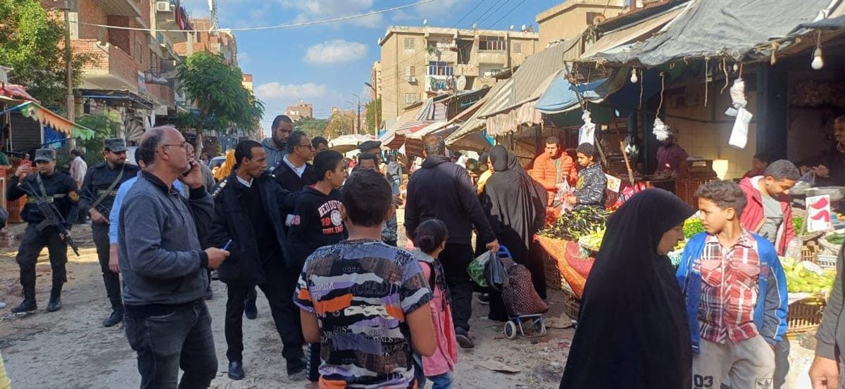 جانب من الحملة،فيتو