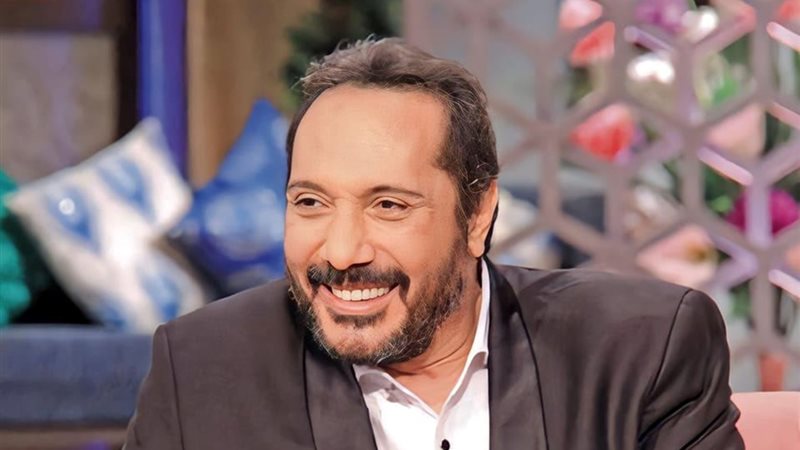 الفنان على الحجار