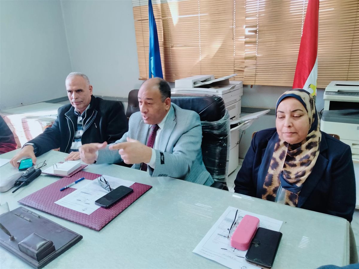 اجتماع لحل مشاكل المصارف والمساقي الخاصة بالبحيرة، فيتو