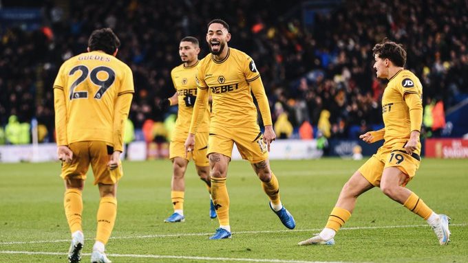 وولفرهاميتون، فيتو