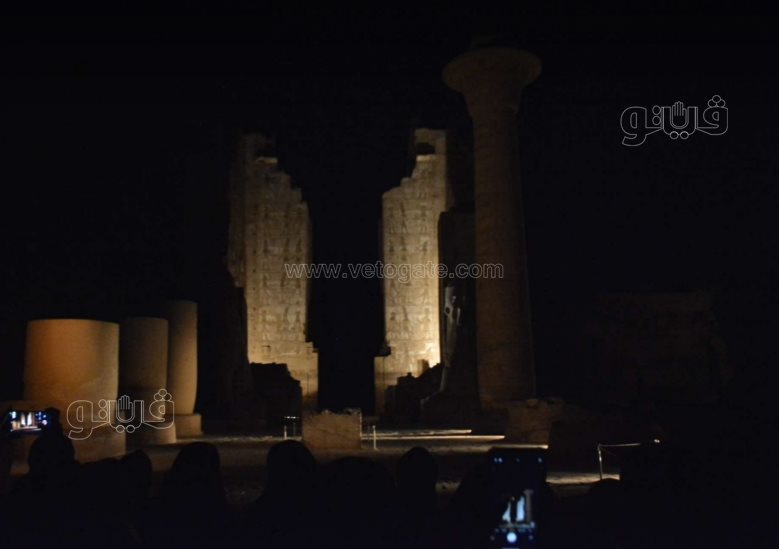  عروض الصوت والضوء تبهر الزائرين في معبد الكرنك (15)