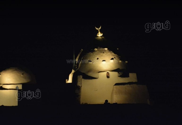  عروض الصوت والضوء تبهر الزائرين في معبد الكرنك (30)