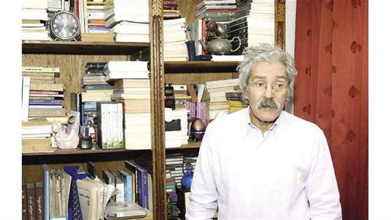 الكاتب ابراهيم اصلان