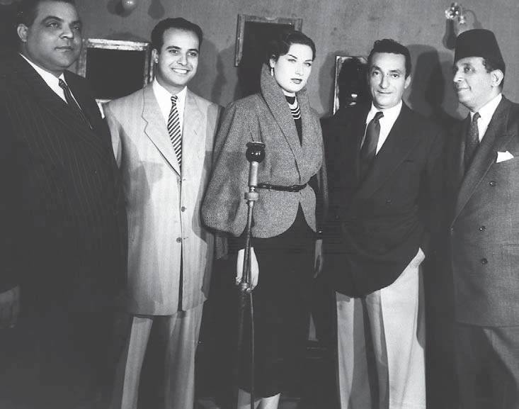 ليلى فوزى مع السيد بدير وعزيز عثمان وكارم محمود