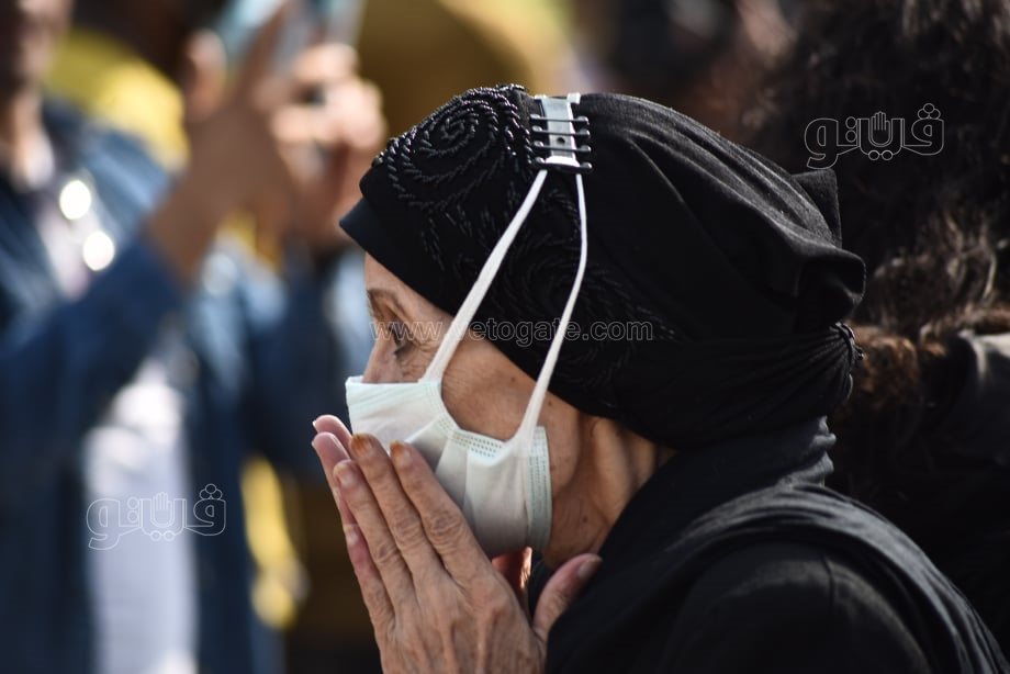 وصول أشرف زكي وأحمد بدير ورجاء حسين إلى جنازة سهير البابلي (4)