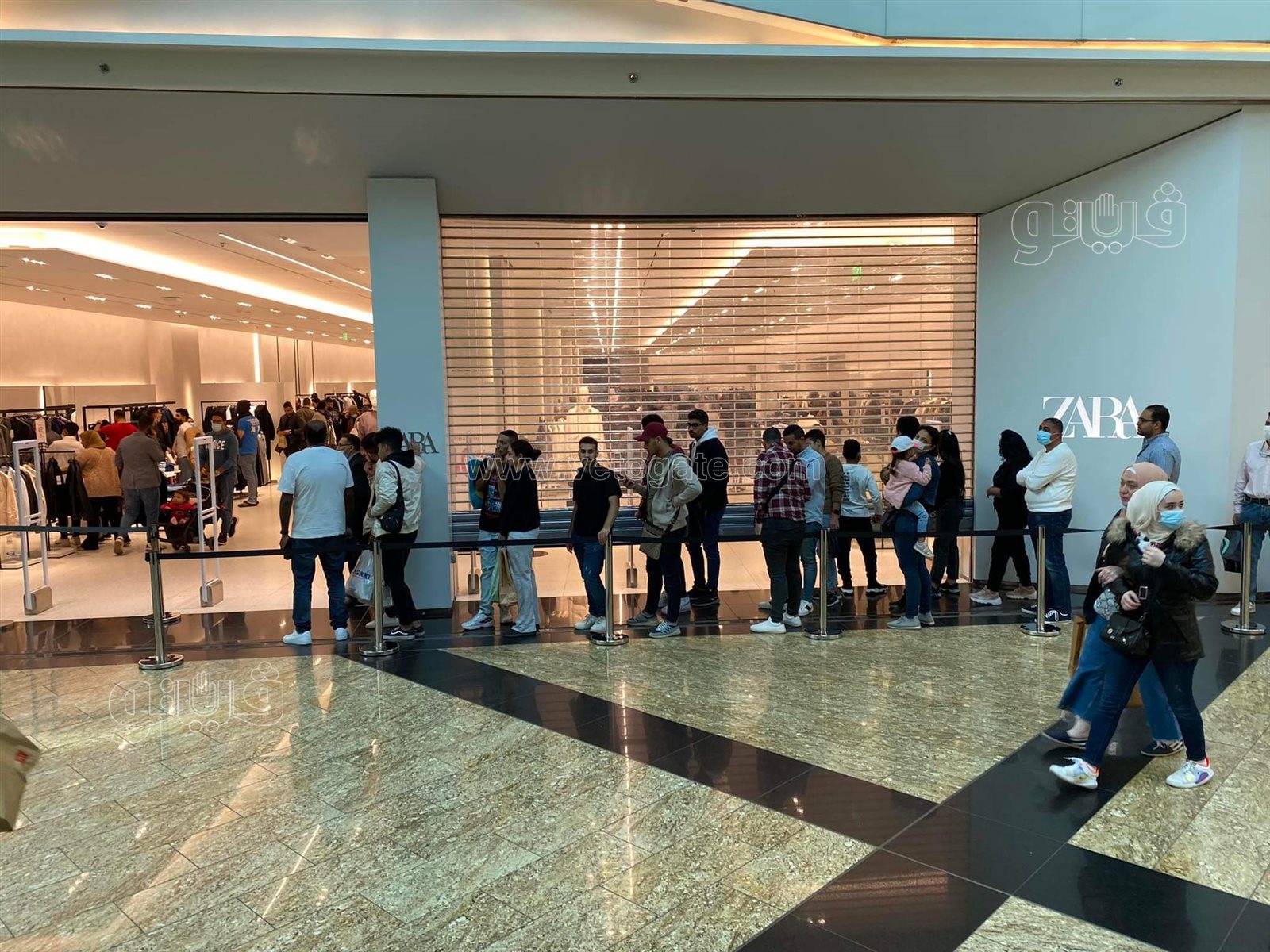 طوابير على محل ملابس بمول بمصر الجديدة (11)