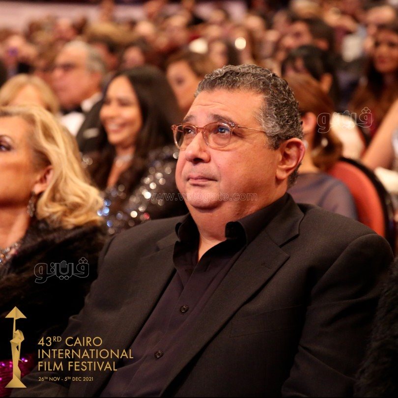  تكريم نيللى وكريم عبد العزيز بافتتاح مهرجان القاهرة السينمائى (5)