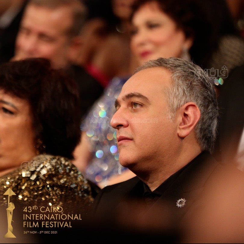  تكريم نيللى وكريم عبد العزيز بافتتاح مهرجان القاهرة السينمائى (11)