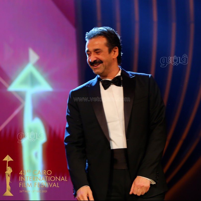  تكريم نيللى وكريم عبد العزيز بافتتاح مهرجان القاهرة السينمائى (17)