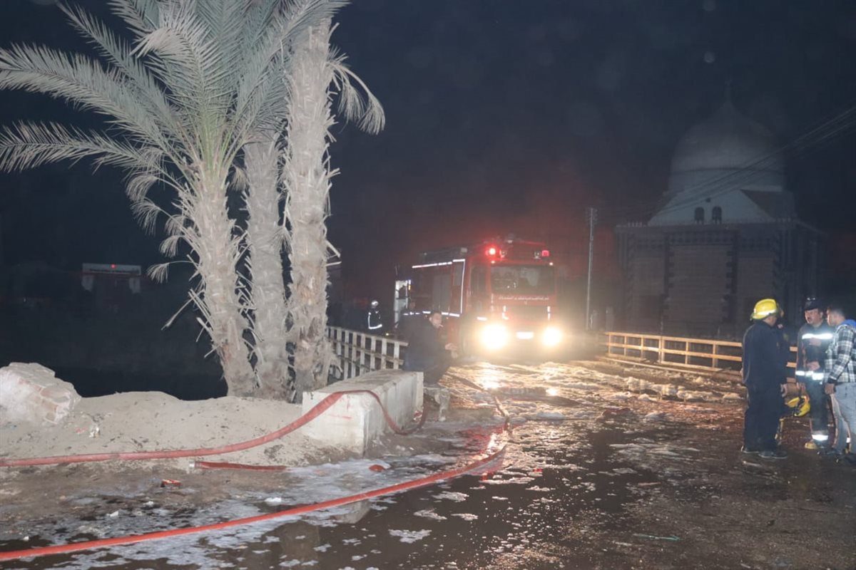 السيطرة علي حريق ثلاجات حفظ الخضار بالقليوبية،فيتو