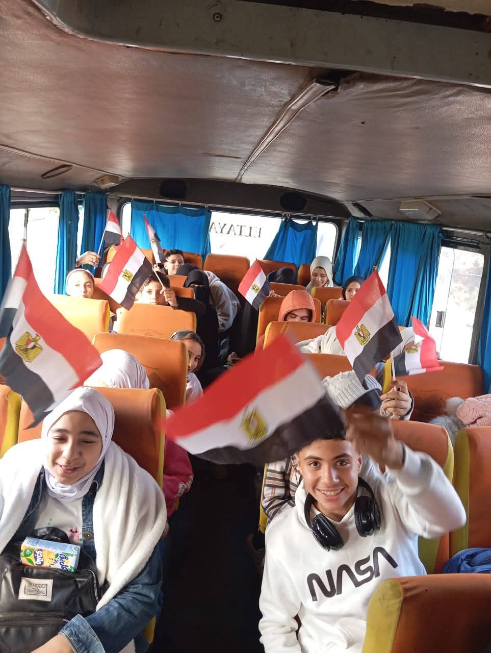 قرية بالقليوبية تنظم رحلات مجانية الي معرض الكتاب،فيتو