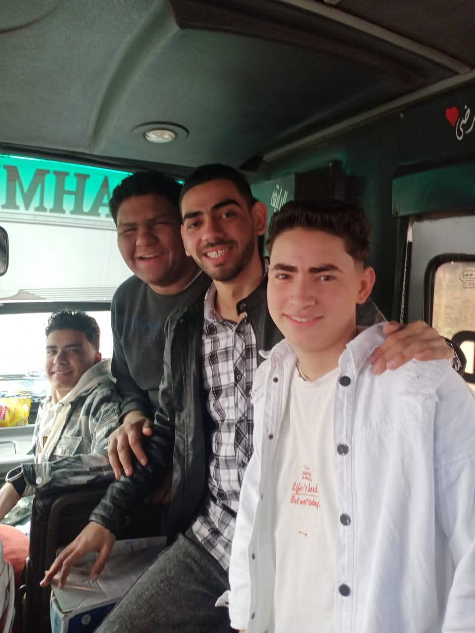 قرية بالقليوبية تنظم رحلات مجانية الي معرض الكتاب،فيتو