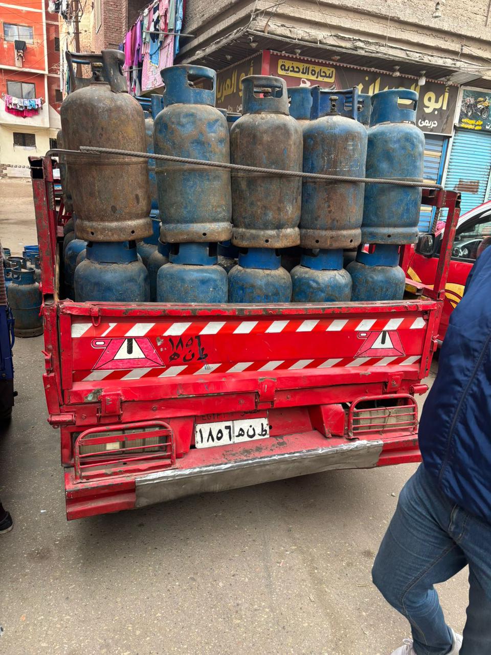 جانب من الحملات،فيتو