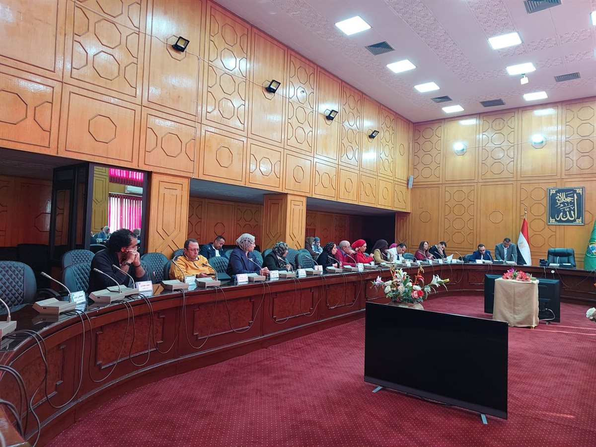 جانب من الاجتماع، فيتو