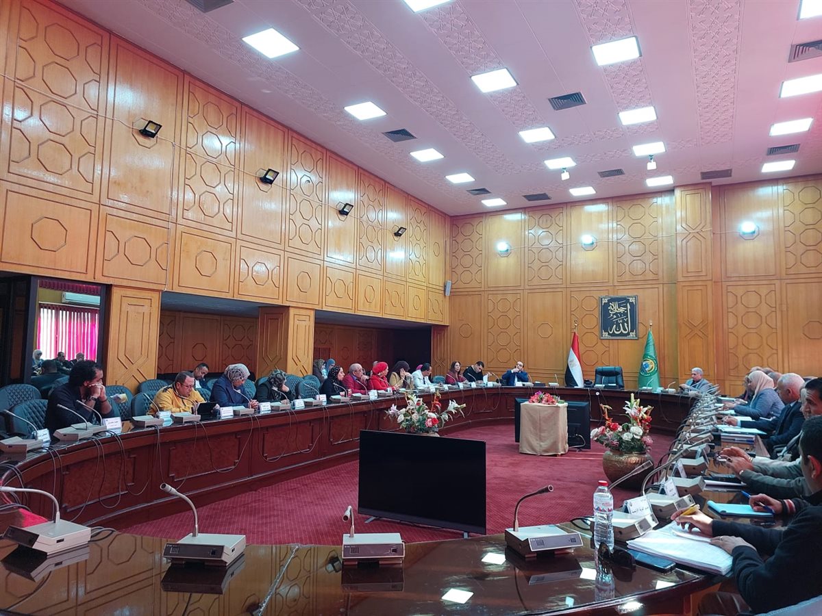 جانب من الاجتماع، فيتو