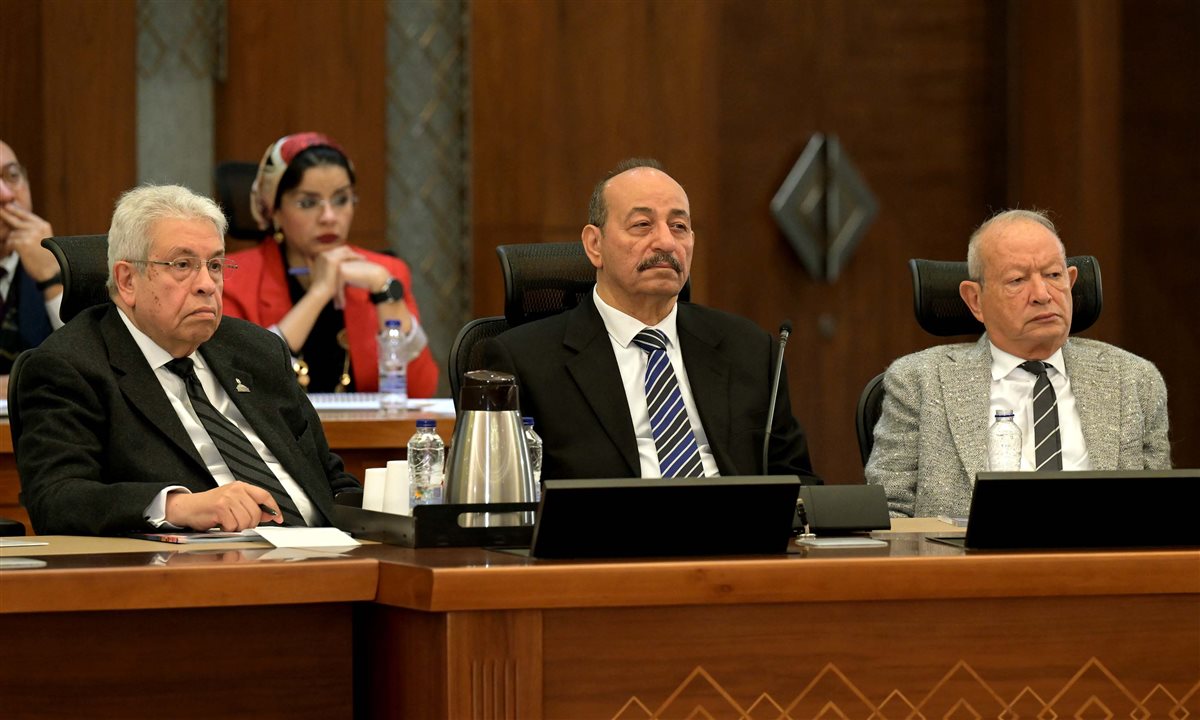 المهندس نجيب ساويرس يشارك في اجتماع رئيس الوزراء واللجان الاستشارية المتخصصة