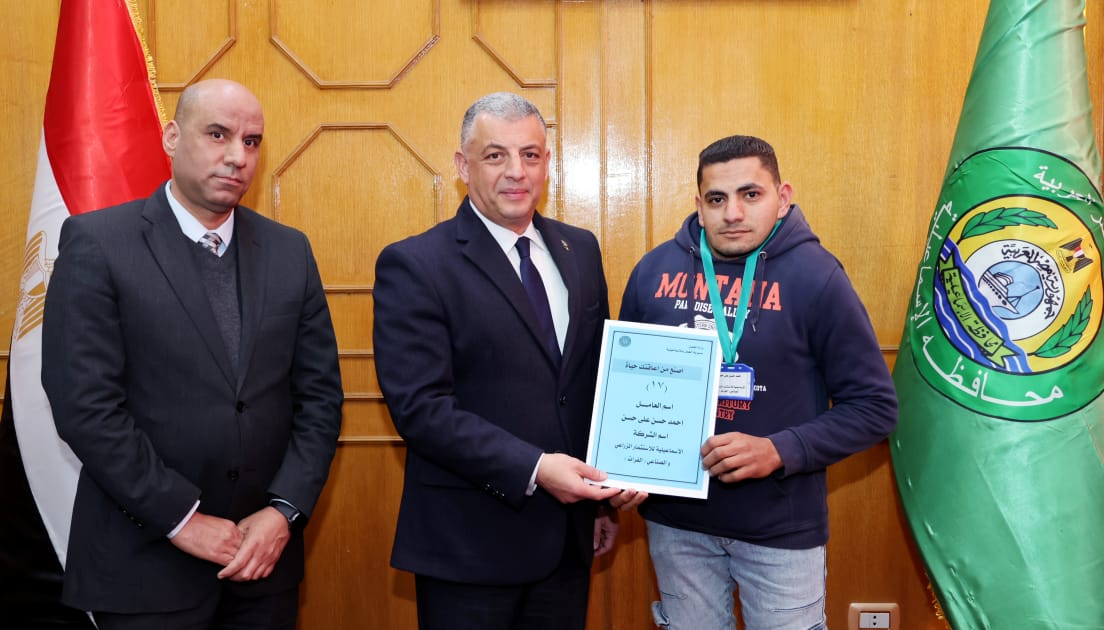 جانب من مراسم التسليم،فيتو