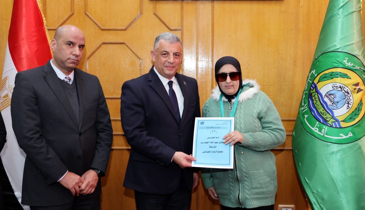 جانب من مراسم التسليم،فيتو