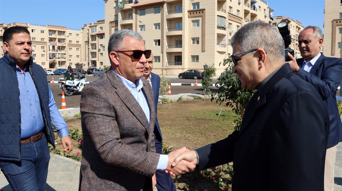 جانب من الافتتاح، فيتو