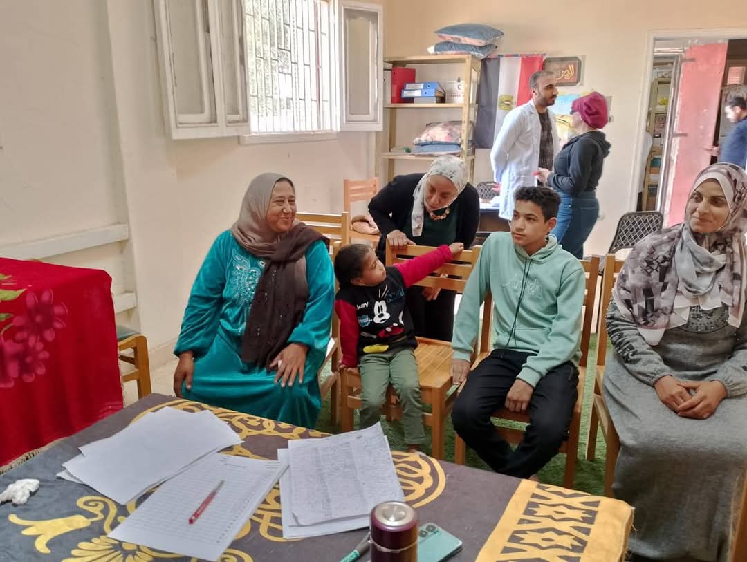 جانب من القافلة،فيتو